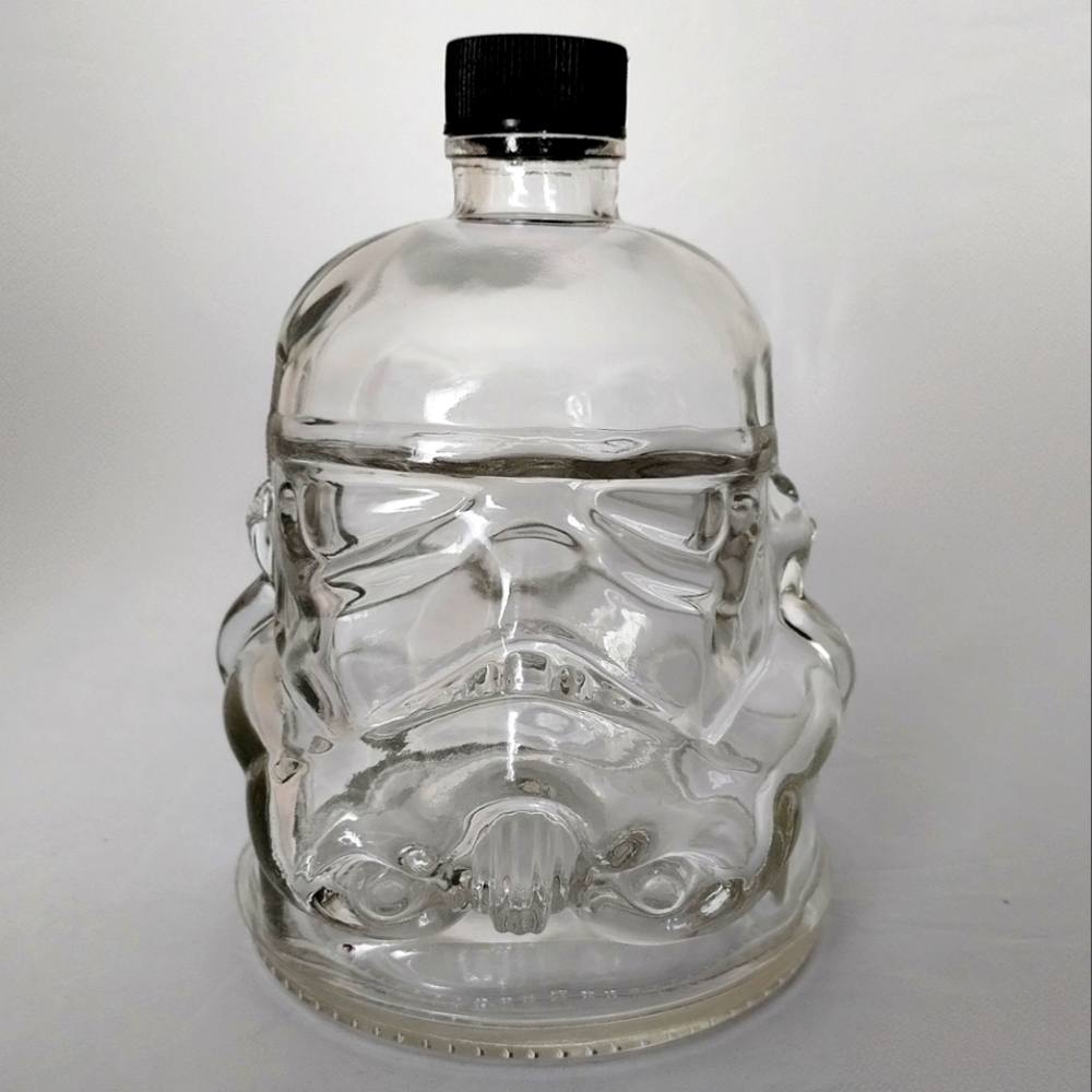 Original 1976 Style Stormtrooper Helmet 3D Glass Decanter